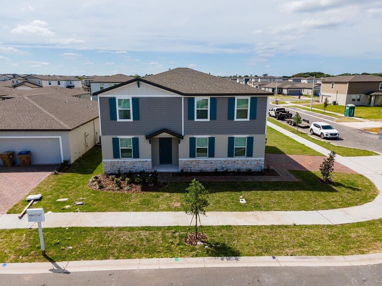 5252 Sanders Oak Trail, FL