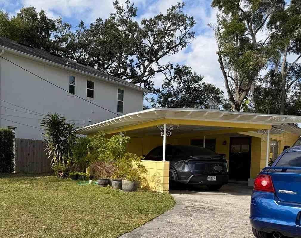 17 Winter Park Street, FL