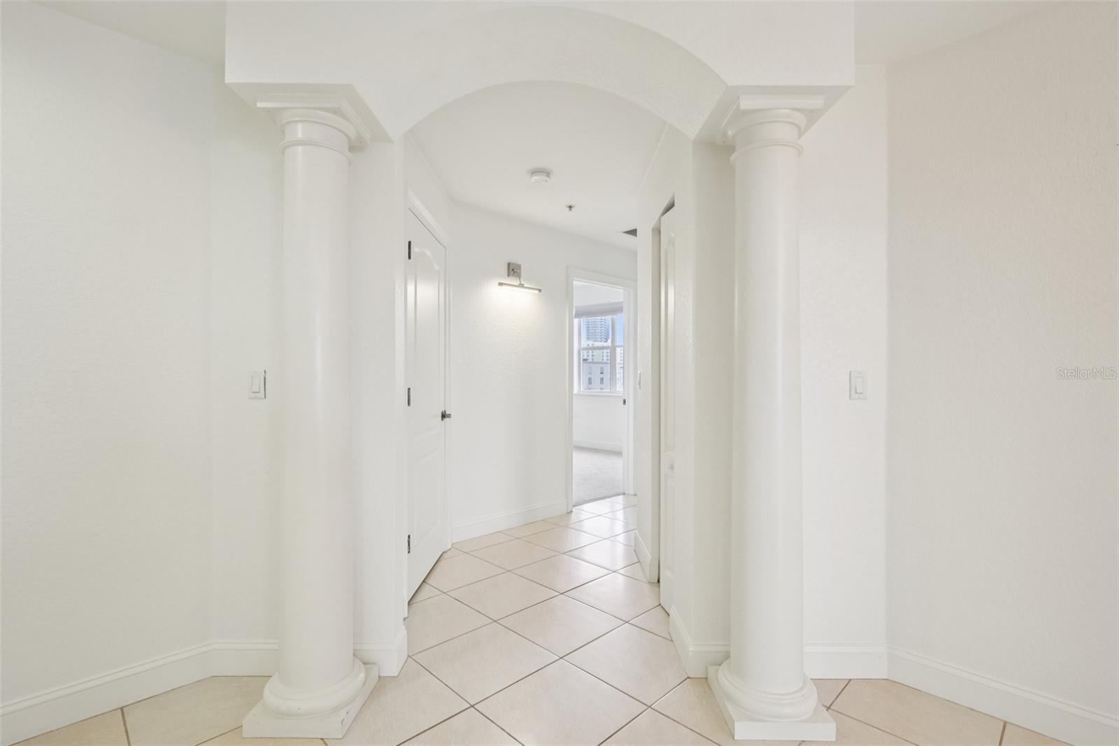 750 4th Avenue, FL
