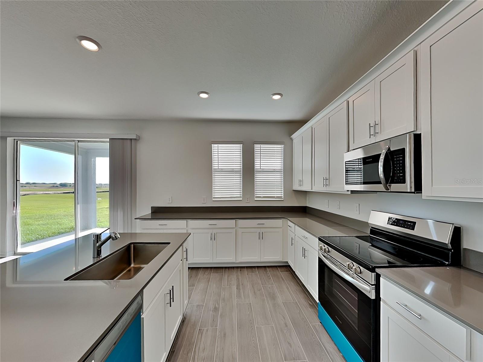 2822 Fitness Street, FL