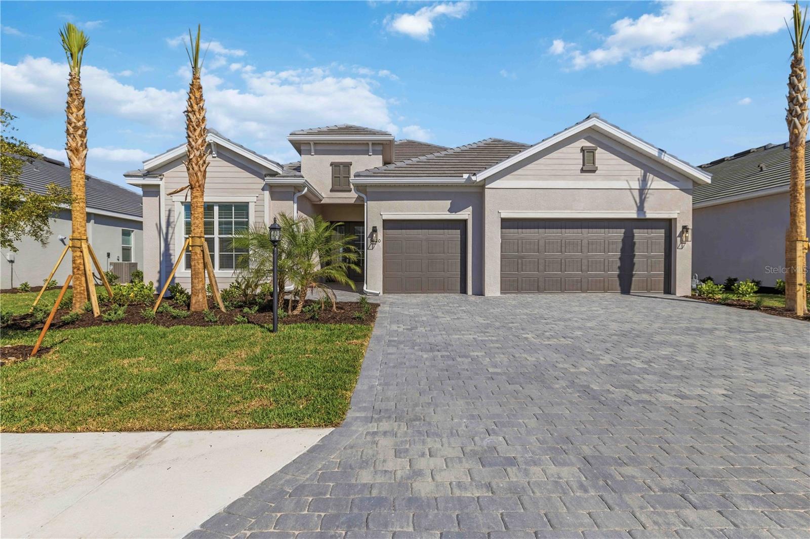 5420 Lightning Whelk Lane, FL