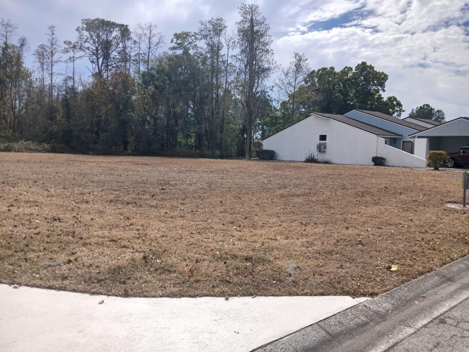 431 Prestwick Place, FL