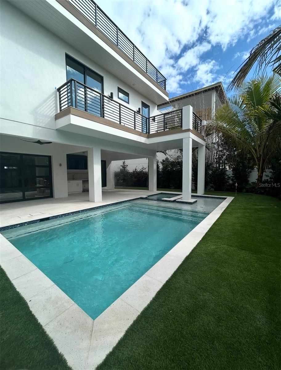 671 Avenida Del Norte, FL
