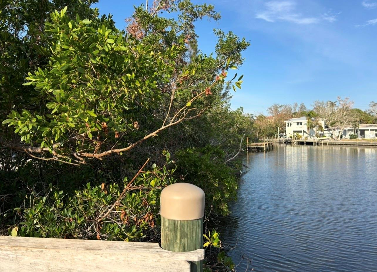 671 Avenida Del Norte, FL