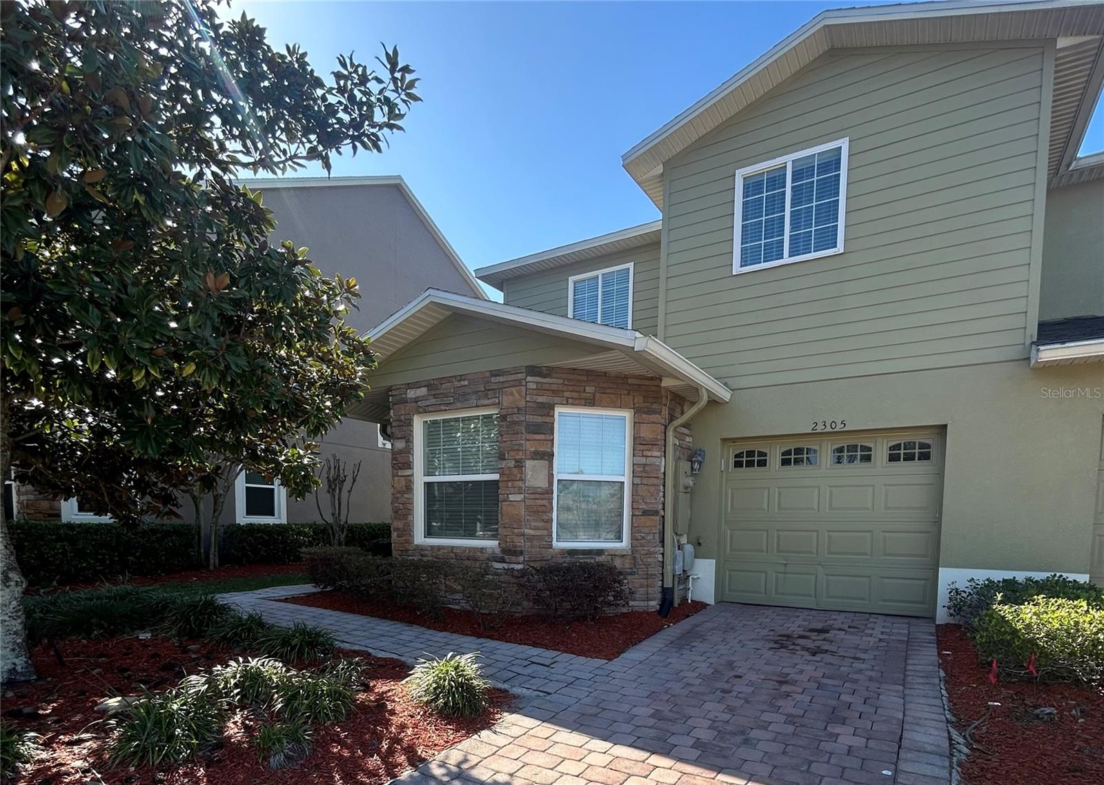 2305 Chatham Place Drive, FL