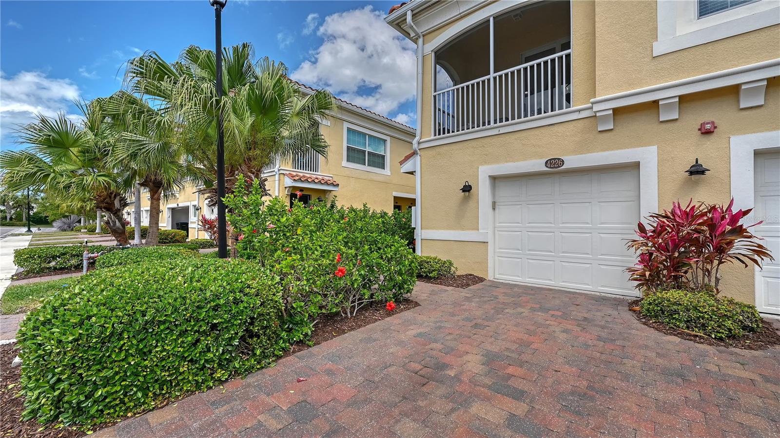 4226 Frontier Lane, FL
