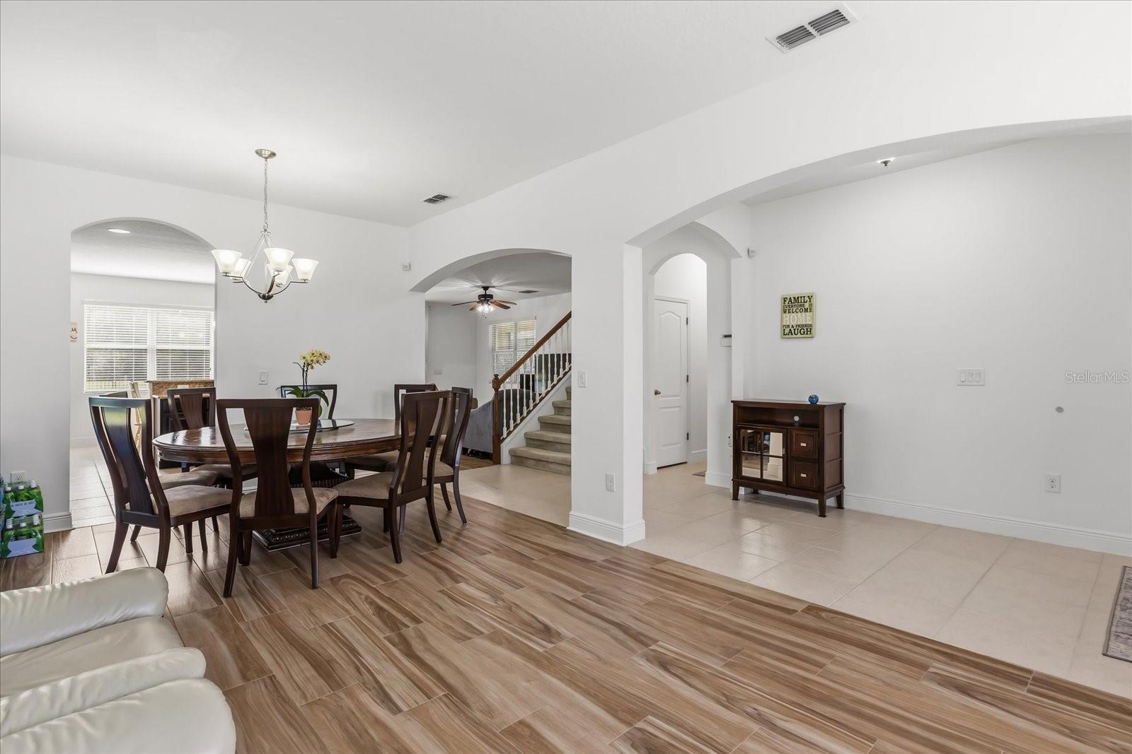 10536 Cabbage Tree Loop, FL