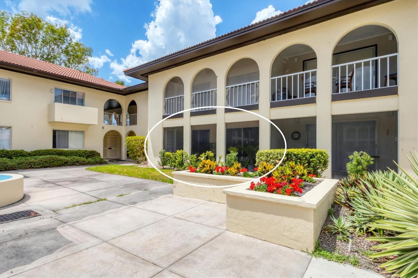 3690 Pinecrest St, FL