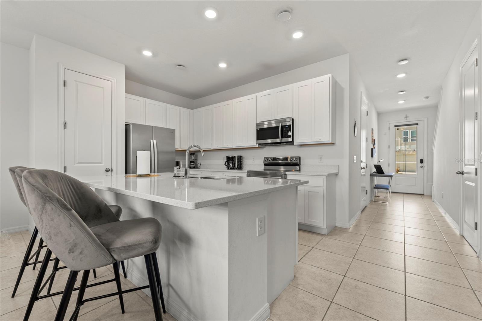 835 Longboat Drive, FL