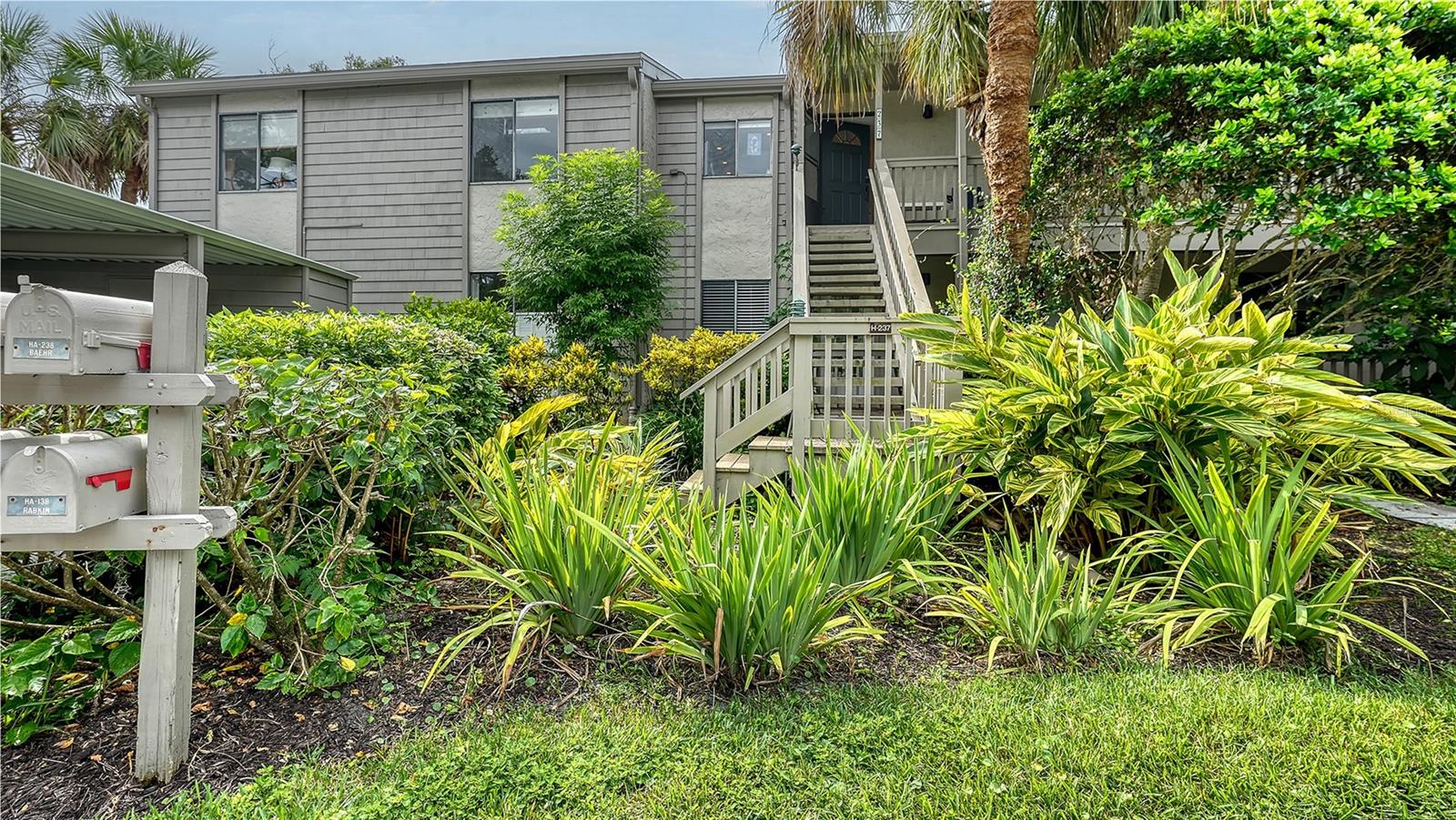 1611 Clower Creek Drive, FL