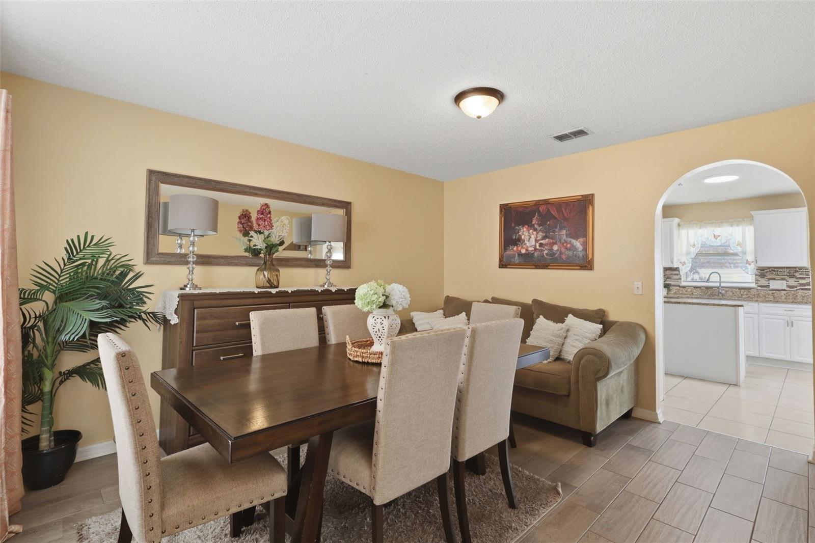 1142 Normandy Drive, FL