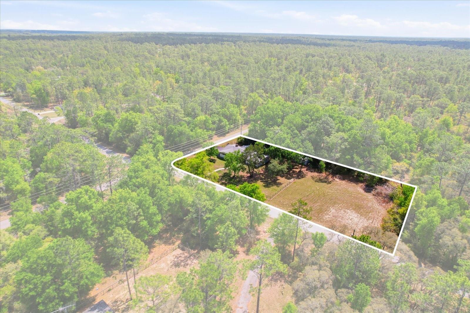 24576 Falcon Avenue, FL