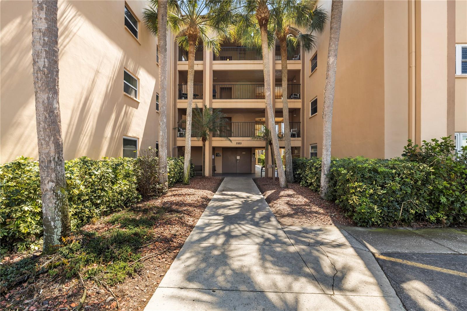 2525 Bay Drive, FL