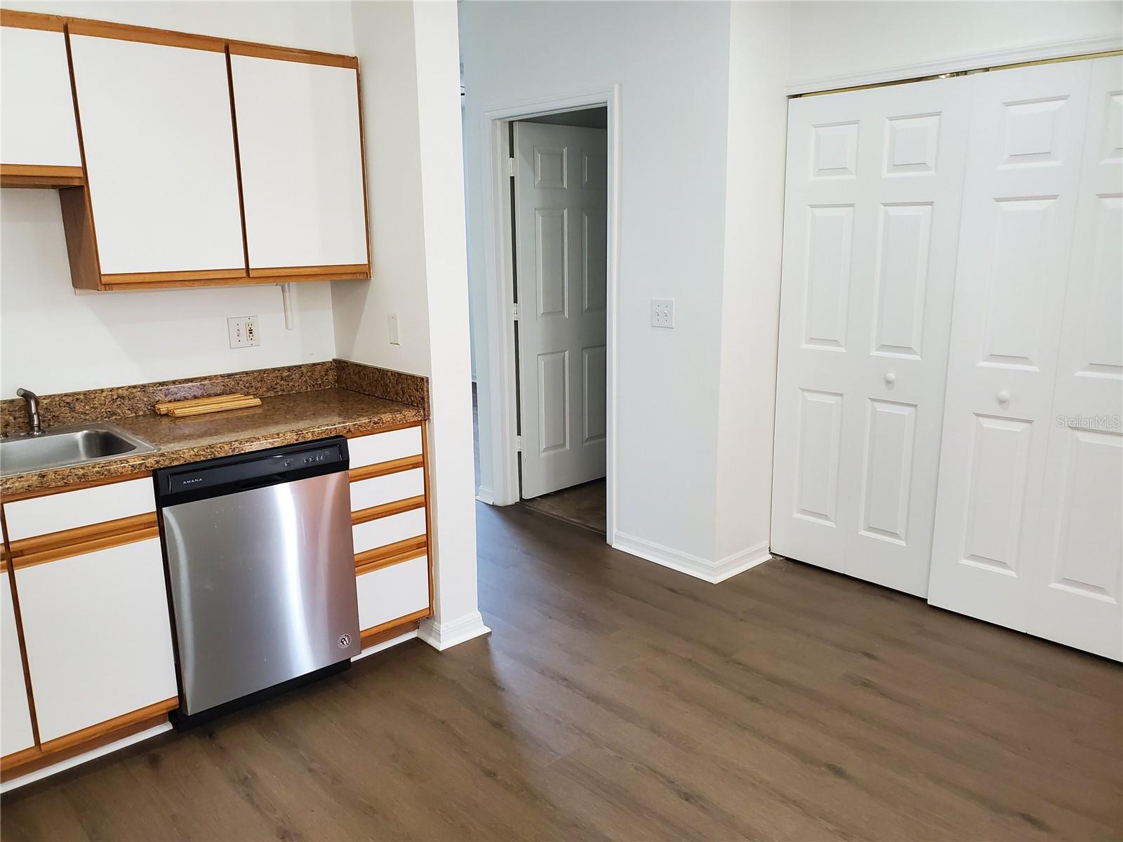 1411 Sedgwick Drive, FL