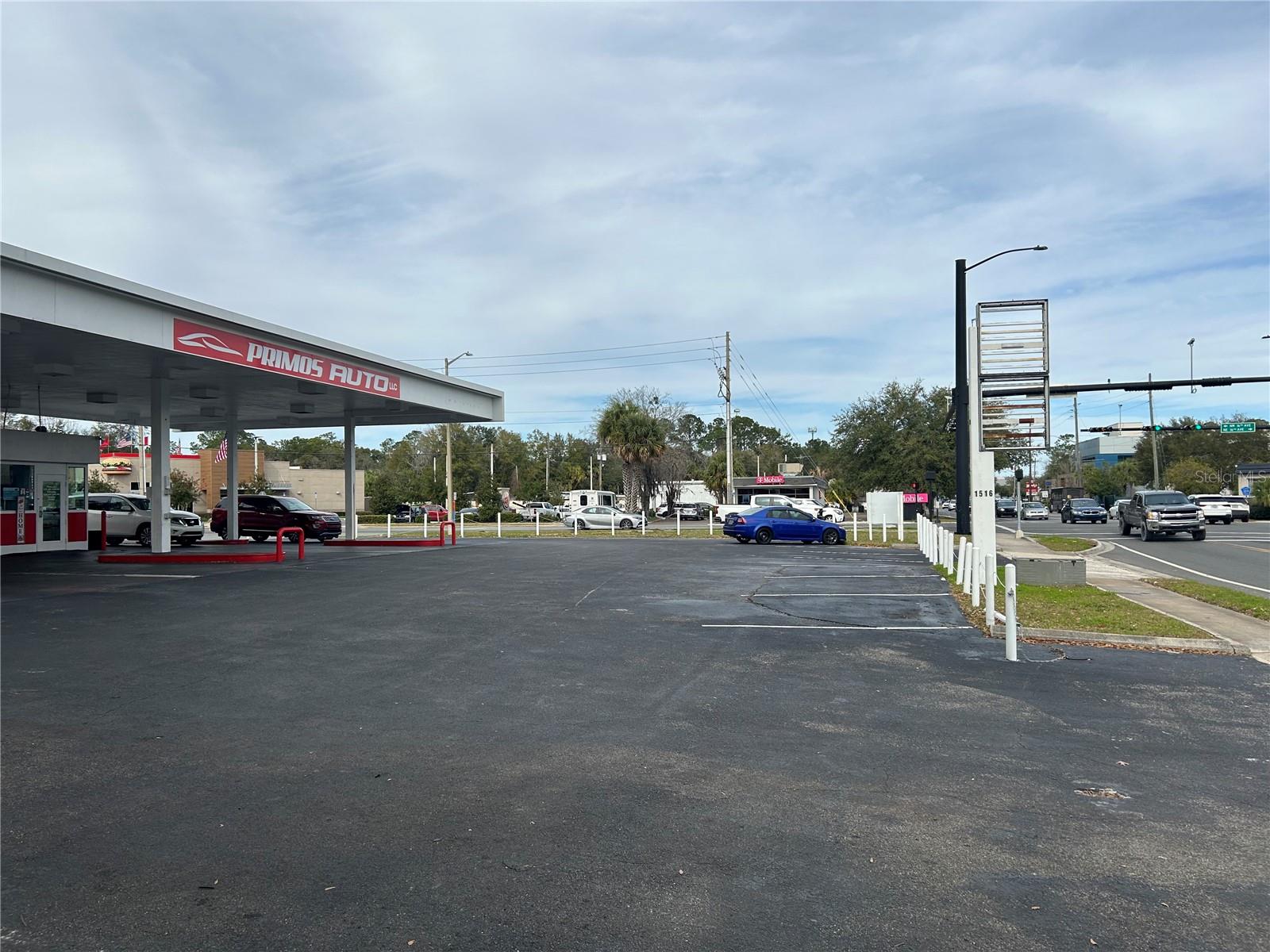 1516 Main Street, FL