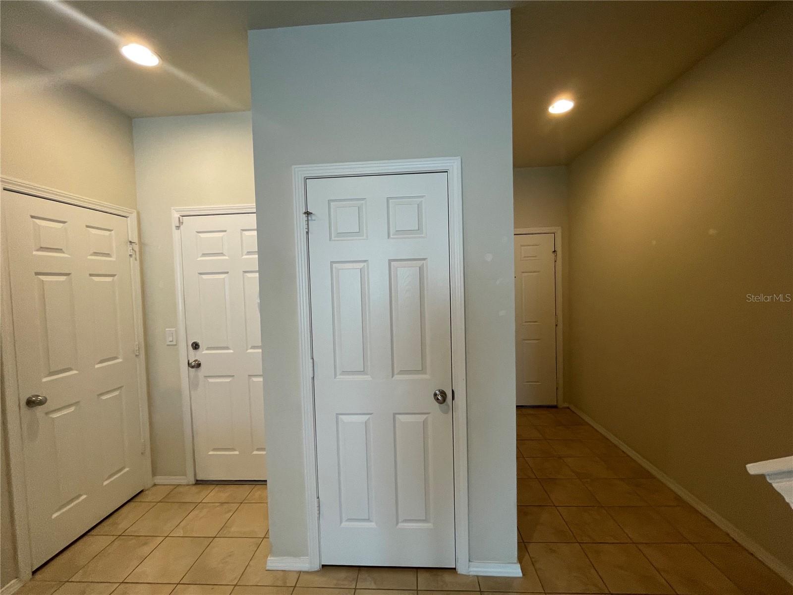 4912 White Sanderling Court, FL
