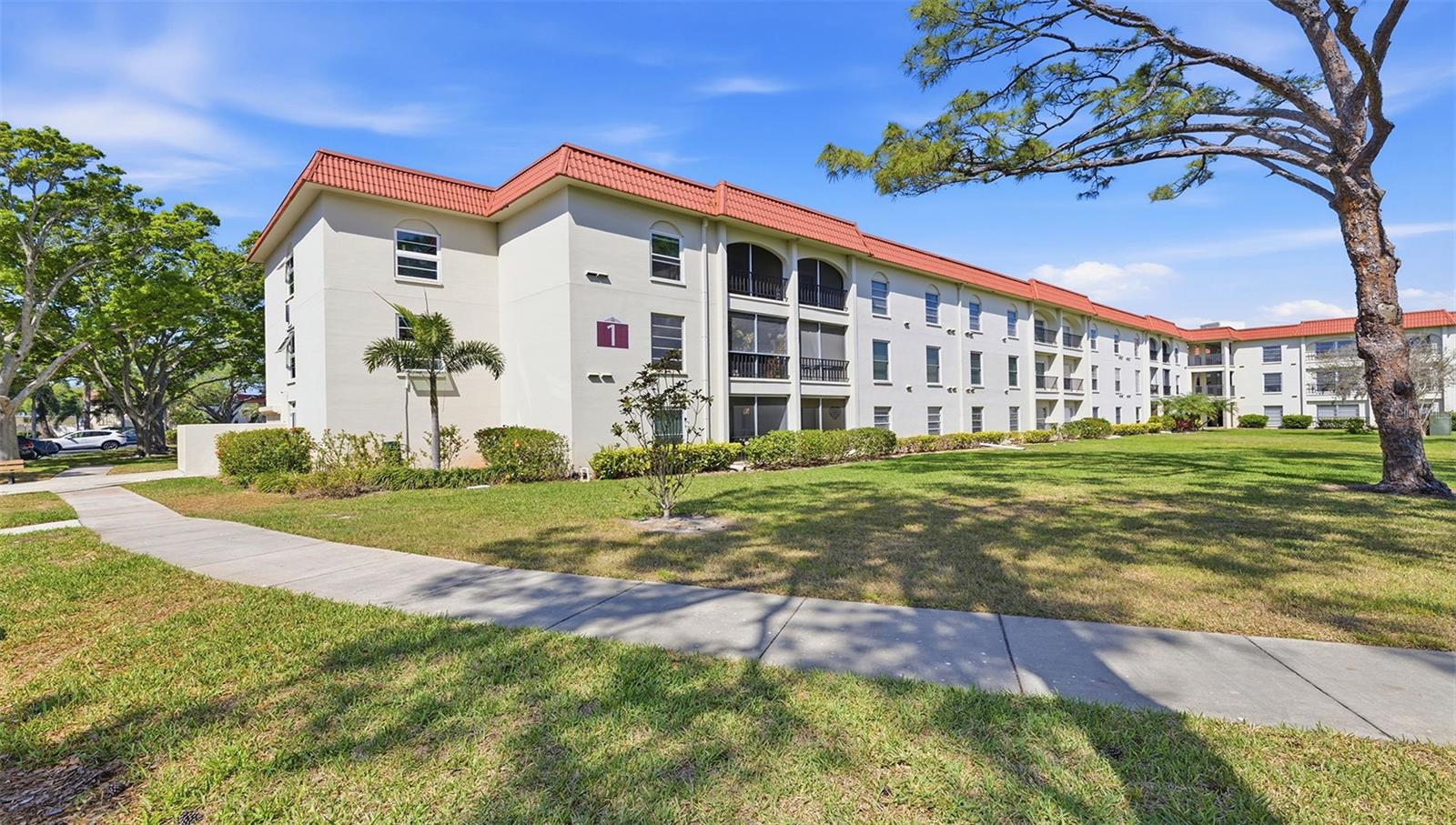 2700 Bayshore Boulevard, FL
