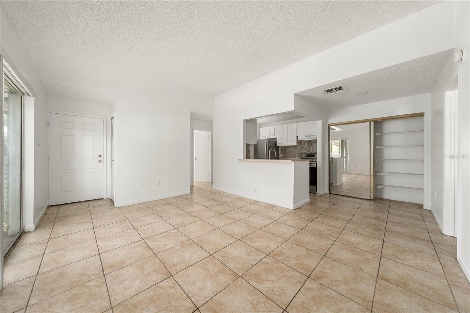 3849 Bay Club Circle, FL