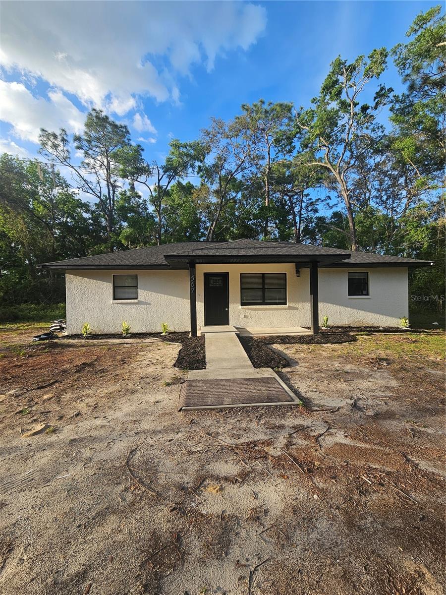 567 School Street, FL