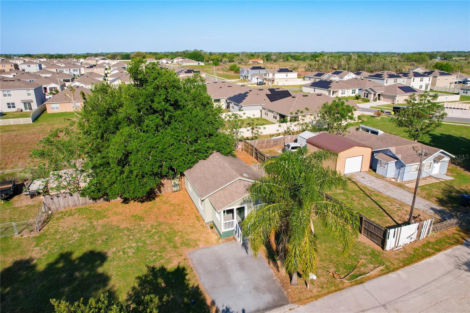 213 Cleveland Avenue, FL