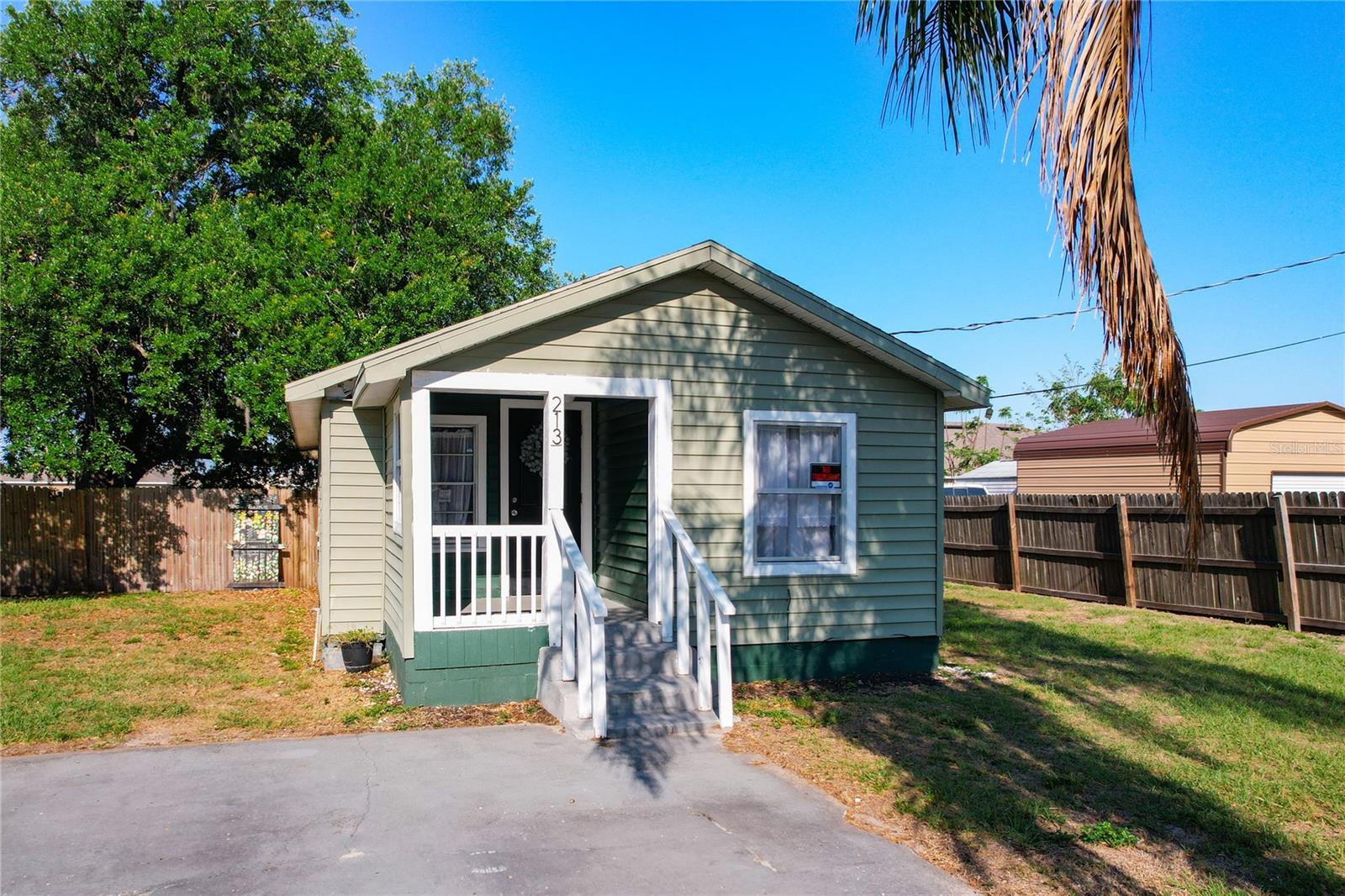 213 Cleveland Avenue, FL