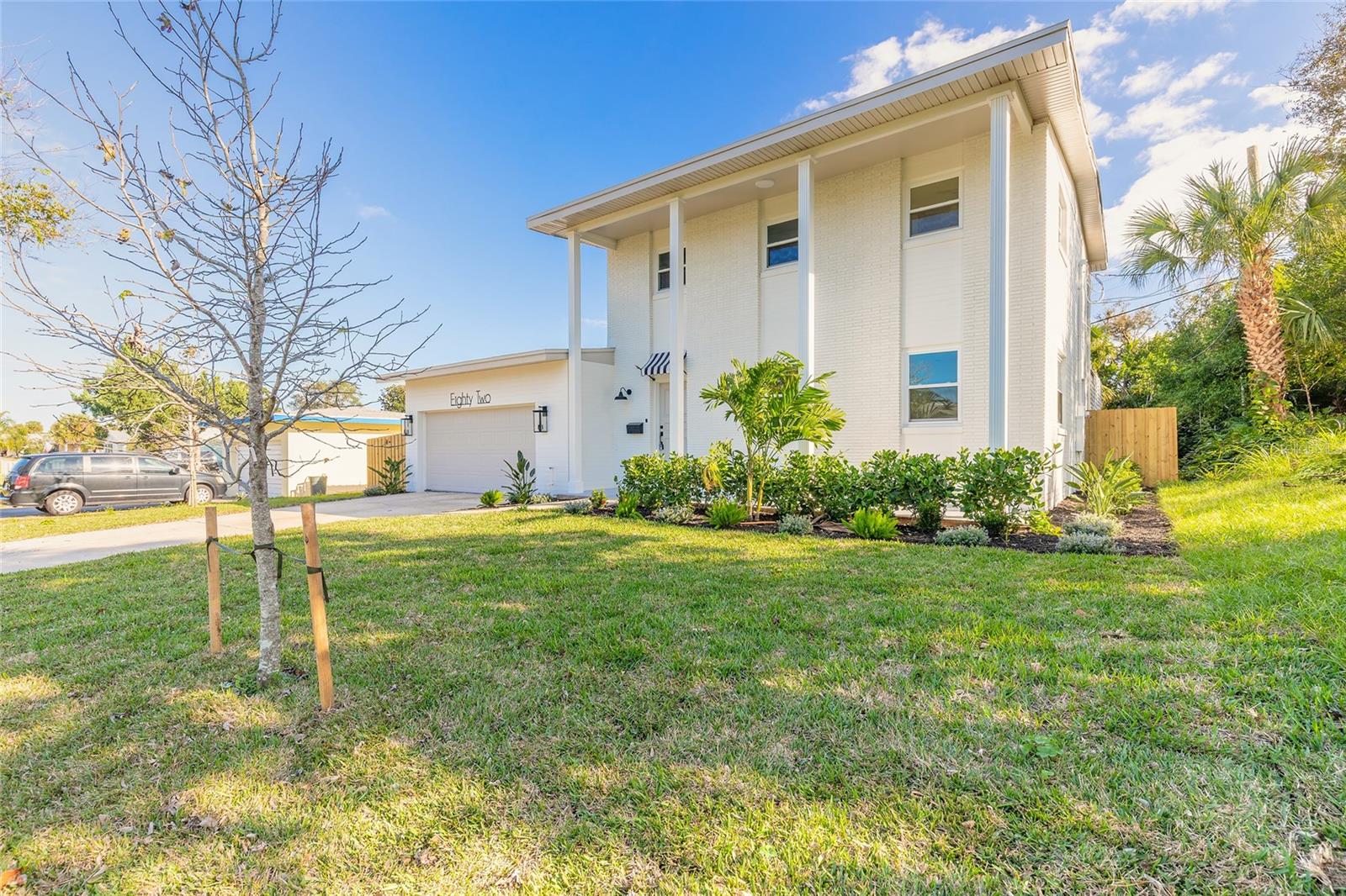 82 Ray Mar Drive, FL