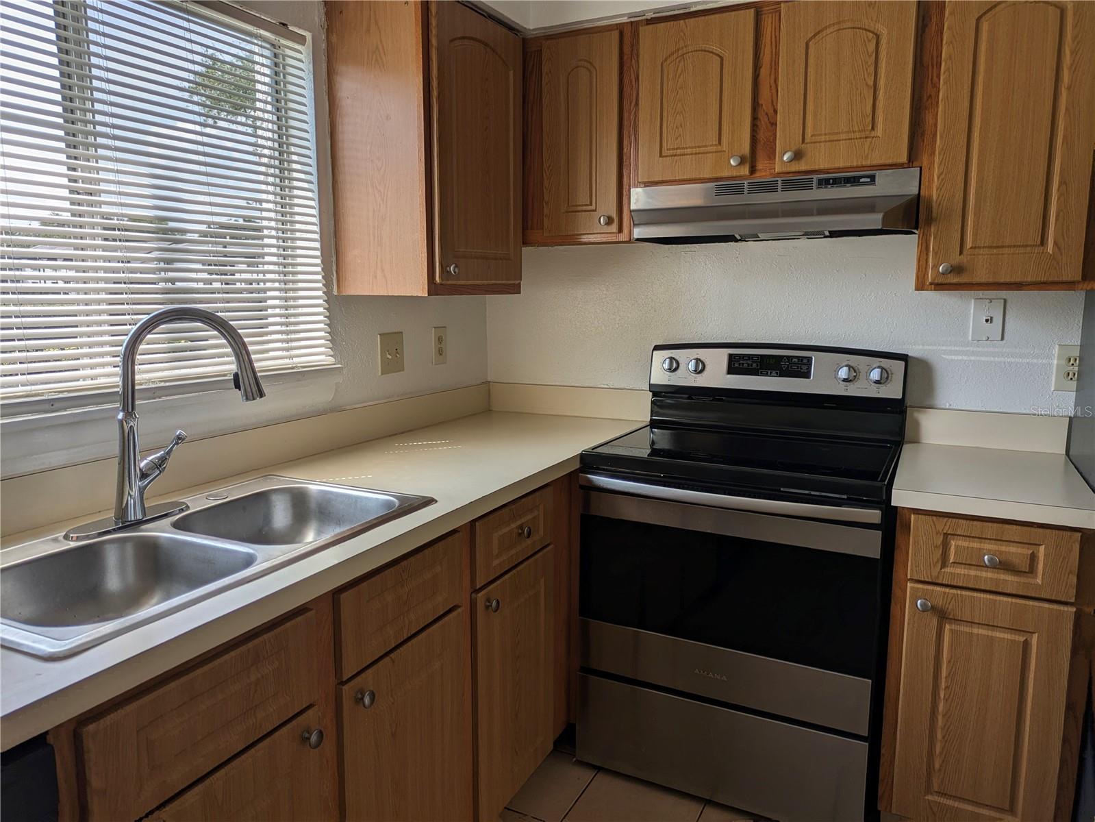 4269 Semoran Boulevard, FL