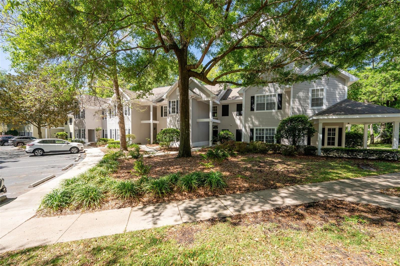 10000 52nd Avenue, FL
