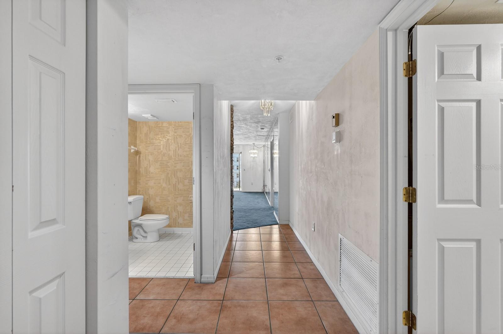1 John Anderson Drive, FL