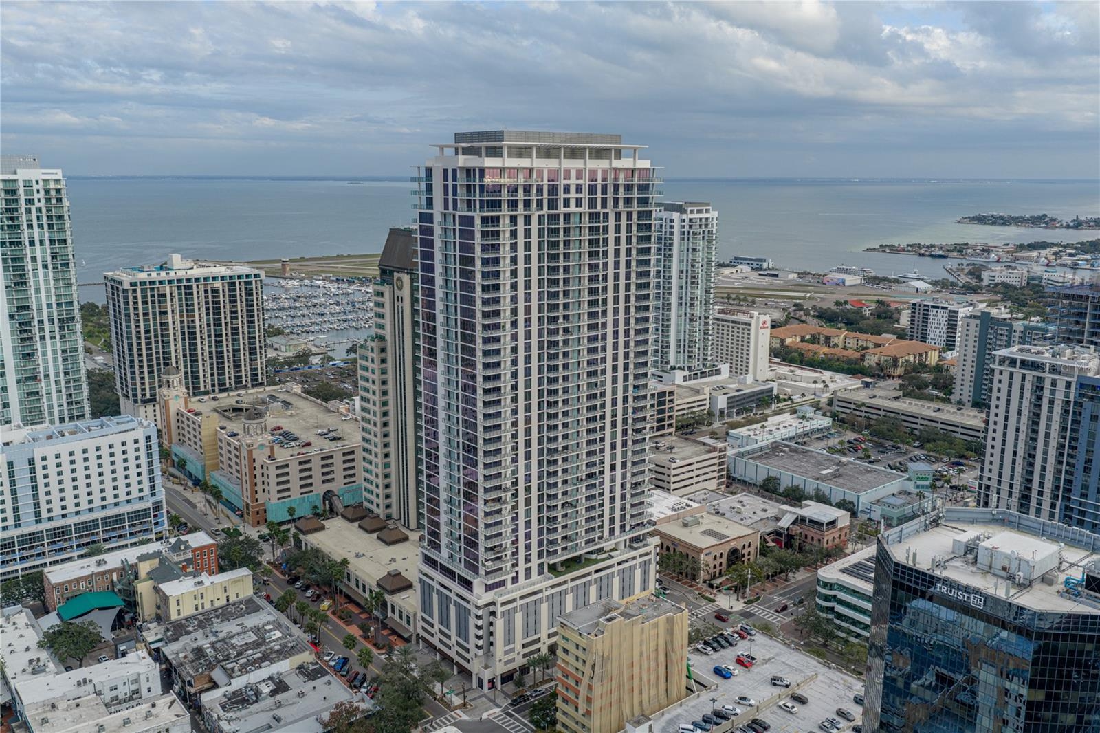 275 1st Avenue, FL