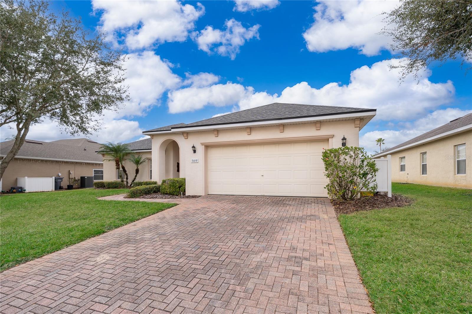 569 Burford Circle, FL