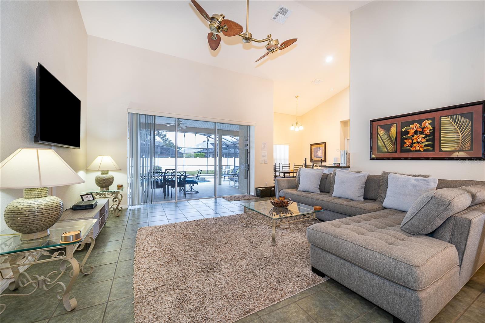 569 Burford Circle, FL