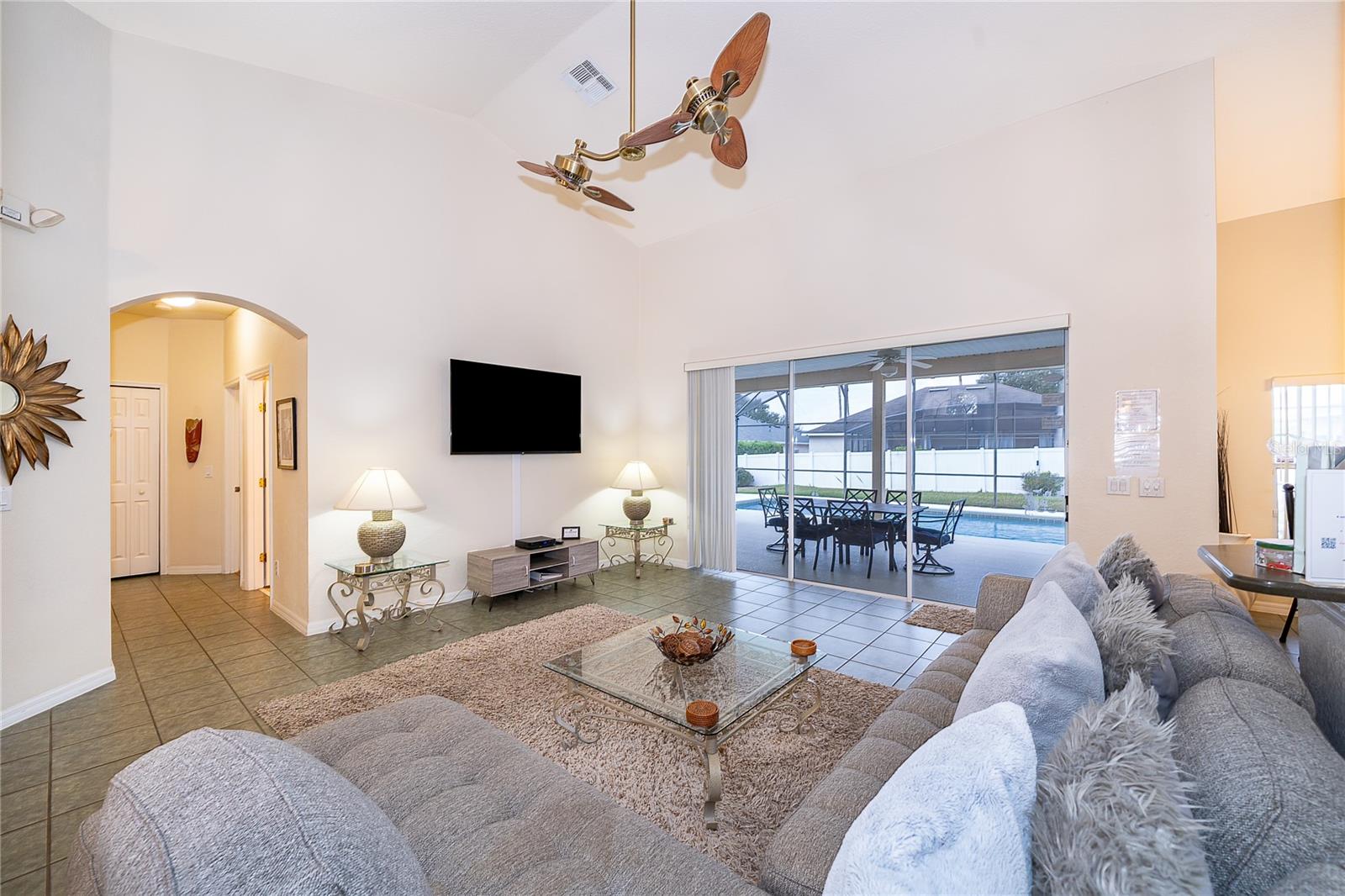 569 Burford Circle, FL