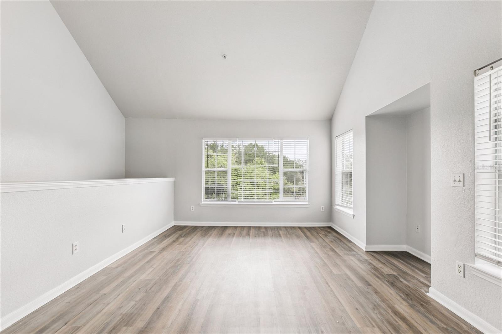 9141 Lee Vista Boulevard, FL