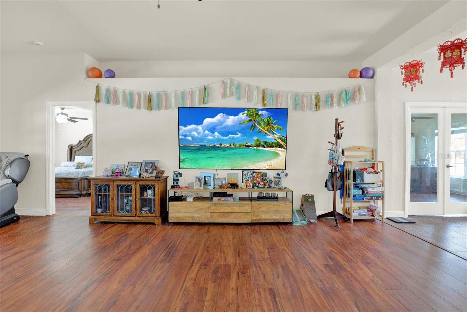 14061 White Plains Street, FL
