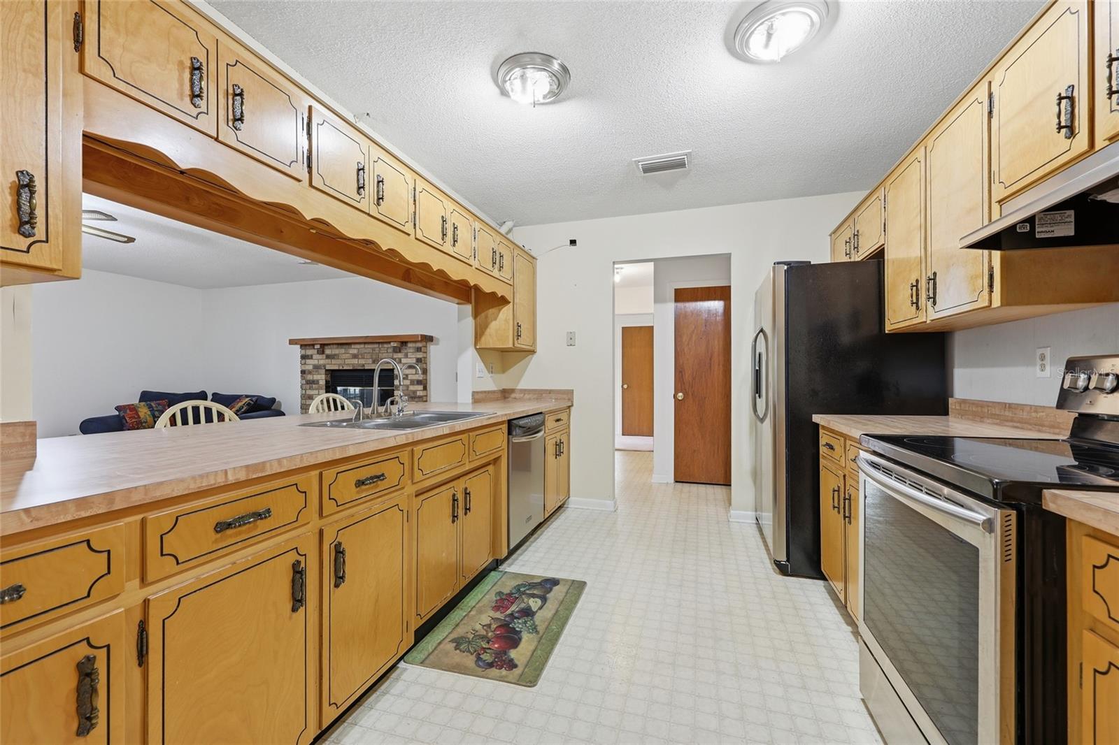 295 Blueberry Place, FL