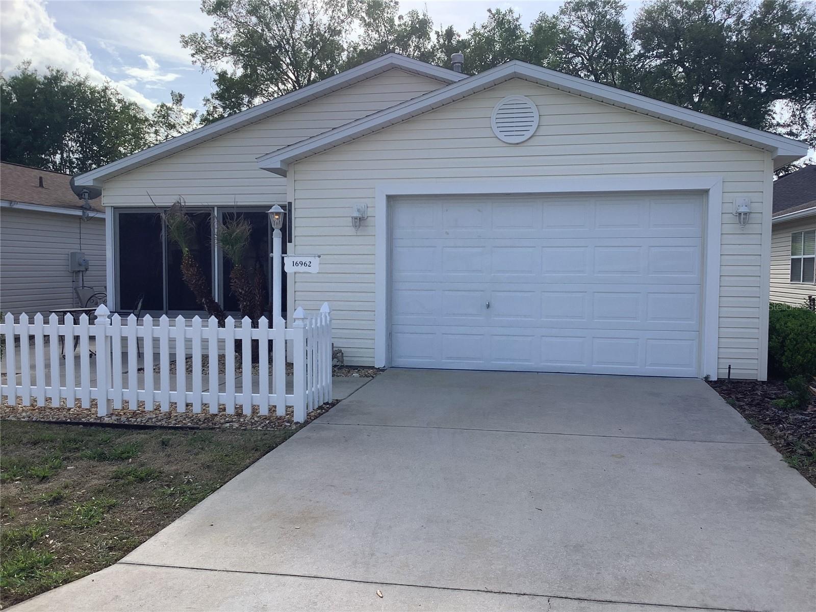 16962 94th Sunnybrook Circle, FL