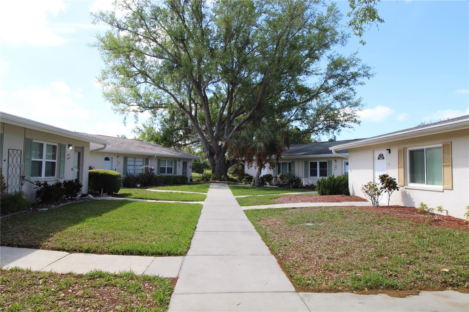 2202 Clubhouse Drive, FL