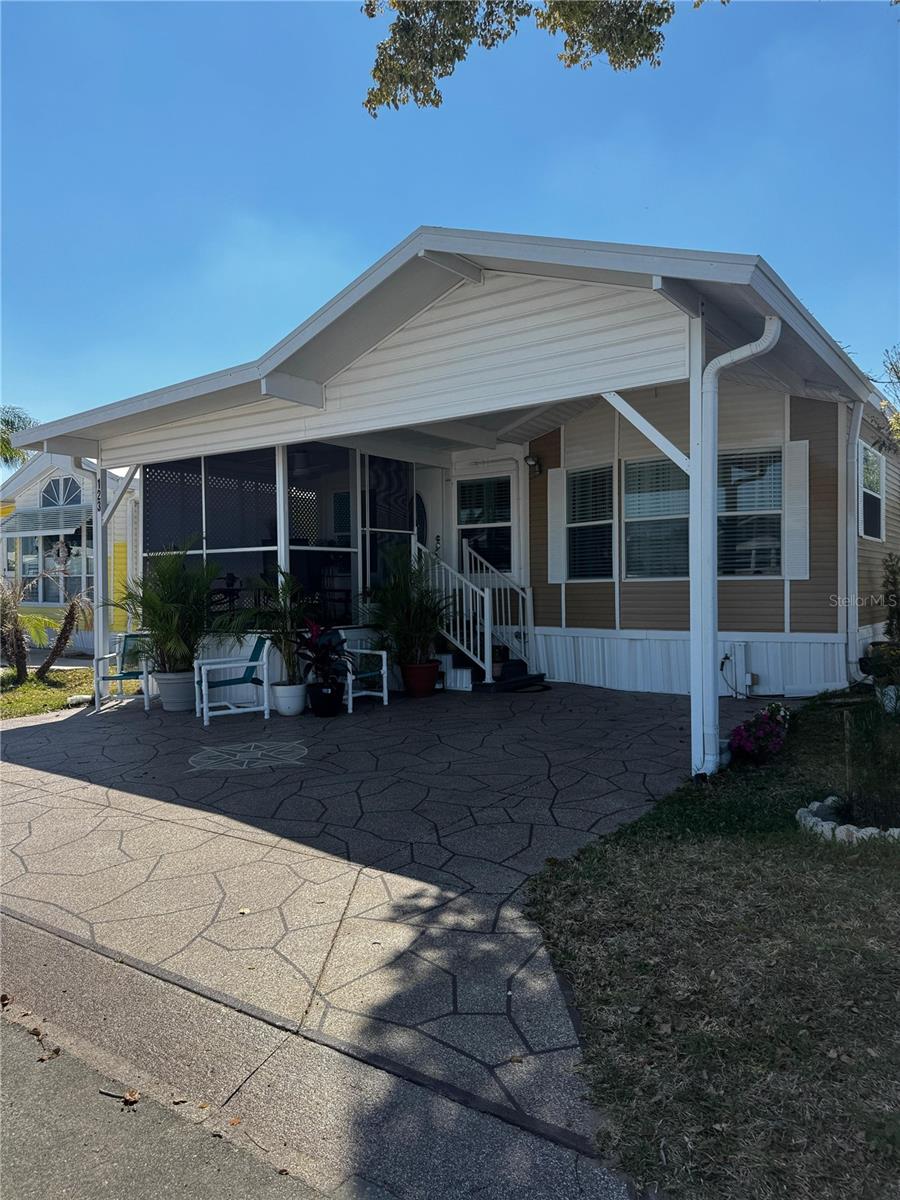 123 Pansy Street, FL