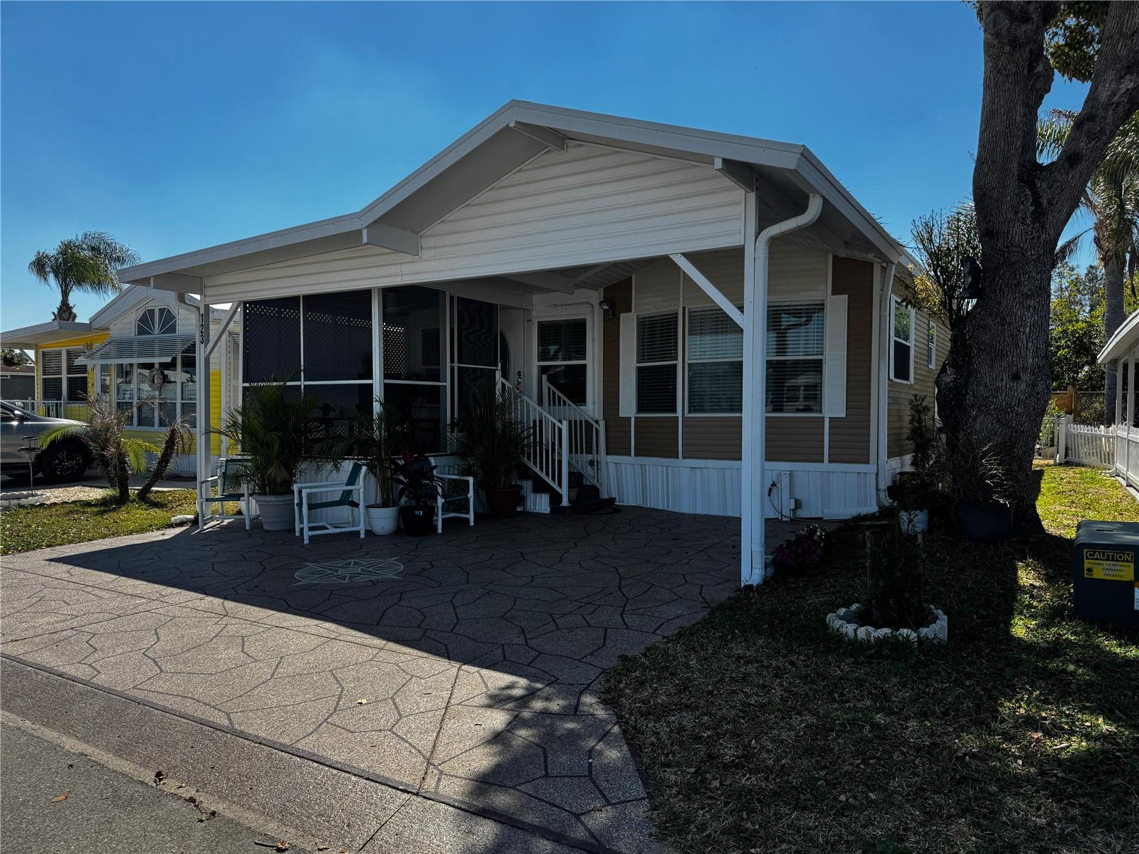 123 Pansy Street, FL