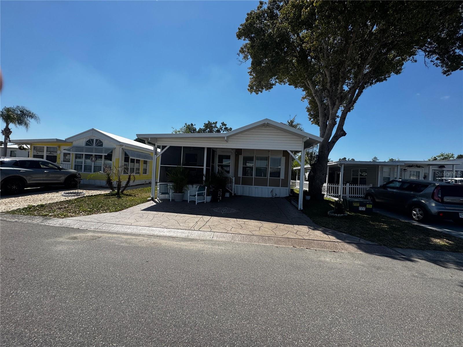 123 Pansy Street, FL