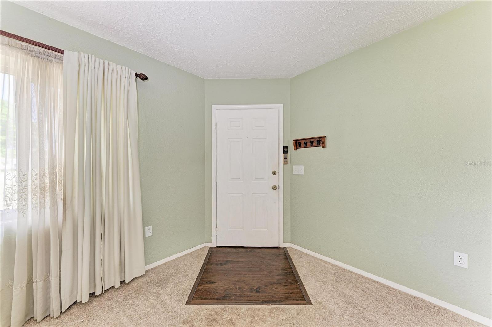 2811 33rd Avenue, FL