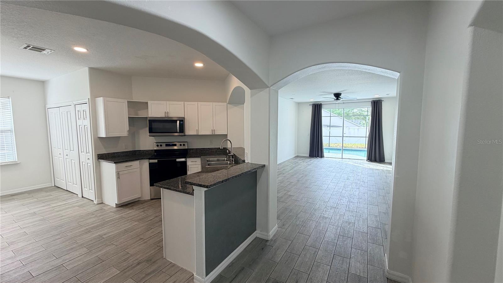 456 Knollwood Drive, FL