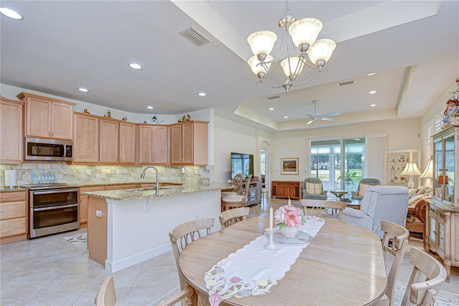 984 Pembroke Point Way, FL