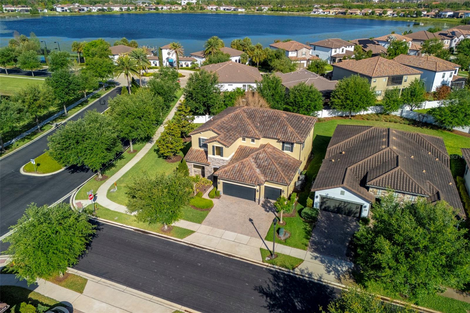10950 Citron Oaks Drive, FL