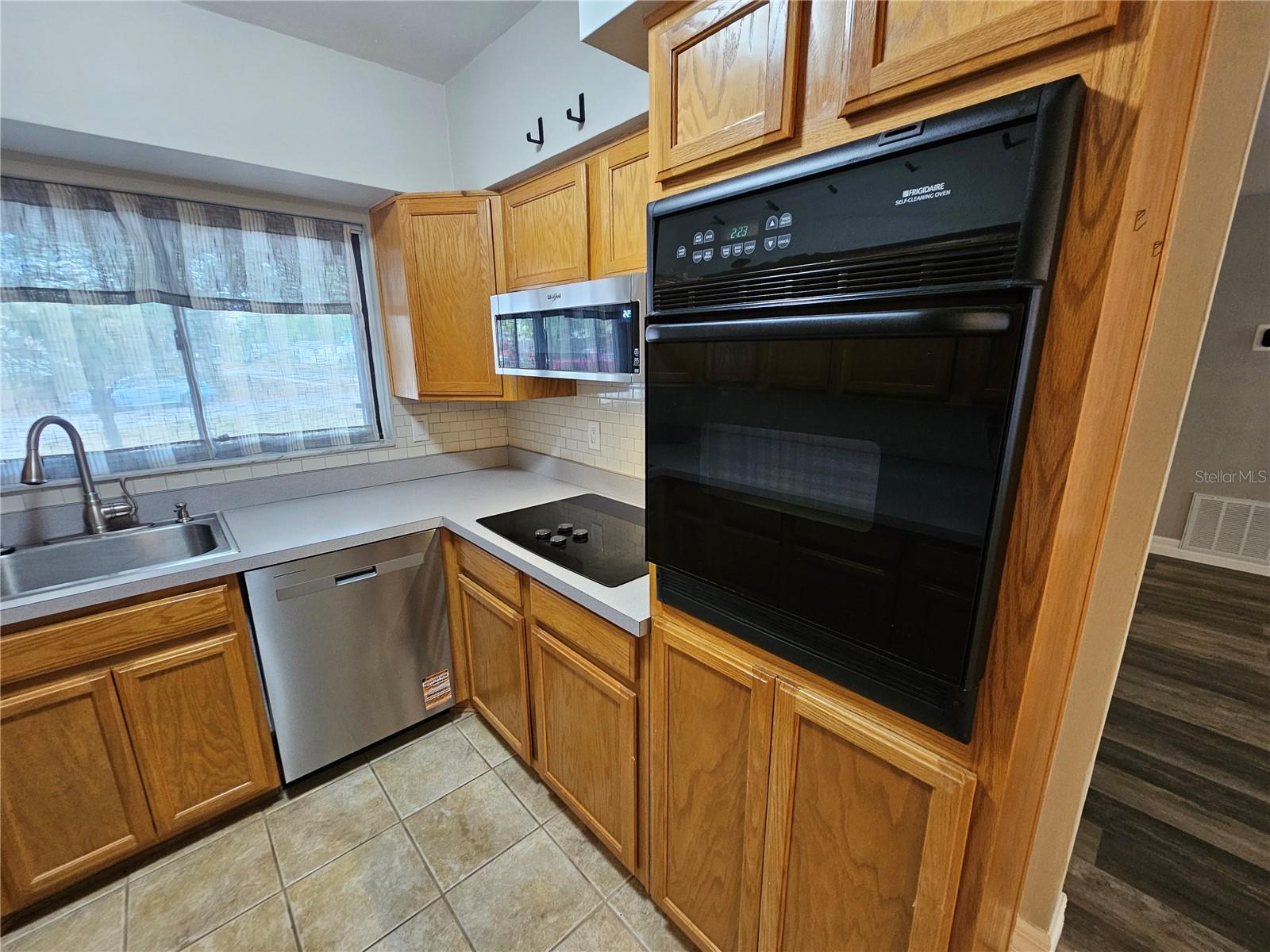 1120 San Luis Drive, FL