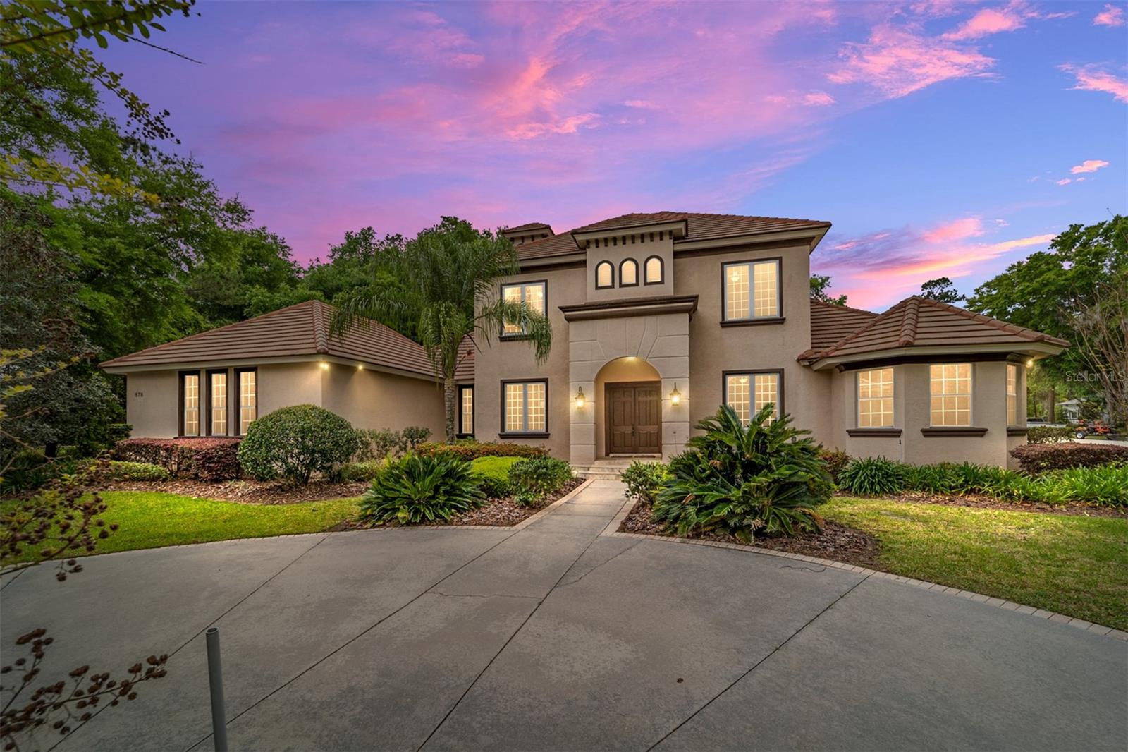 678 47th Loop, FL