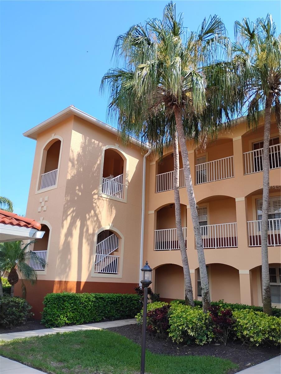 1761 Auburn Lakes Drive, FL