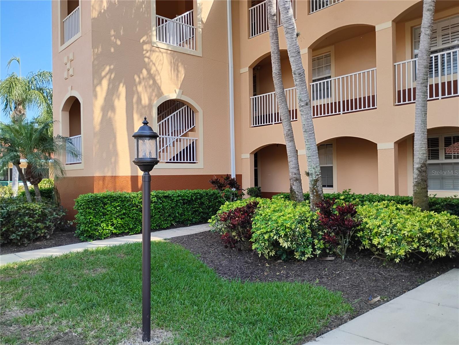 1761 Auburn Lakes Drive, FL
