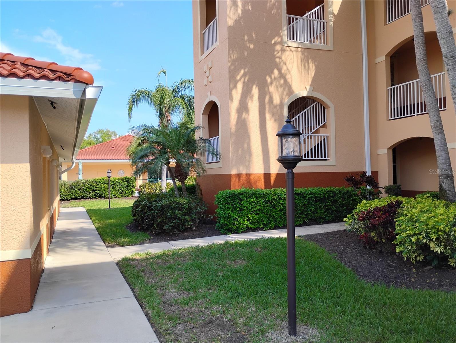 1761 Auburn Lakes Drive, FL